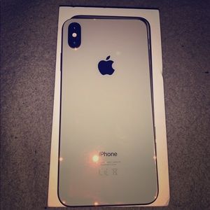 Apple iPhone XS Max - 64 GB - Silver - Sprint
